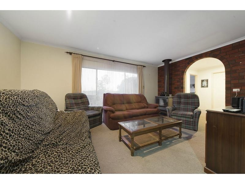 30 Saxonwood Drive, Narre Warren VIC 3805