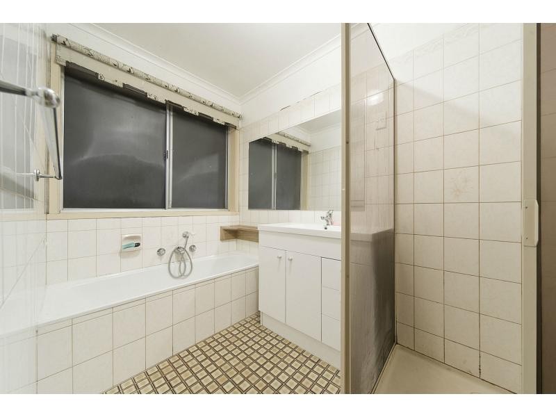 30 Saxonwood Drive, Narre Warren VIC 3805