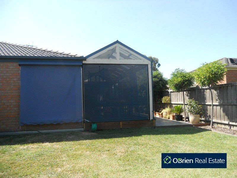 11 Eucumbene Drive, Berwick VIC 3806