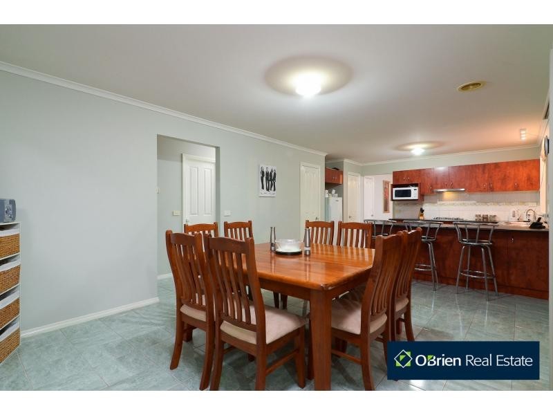43 Elida Crescent, Narre Warren South VIC 3805