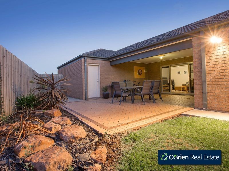 3 Osprey Court, Pakenham VIC 3810