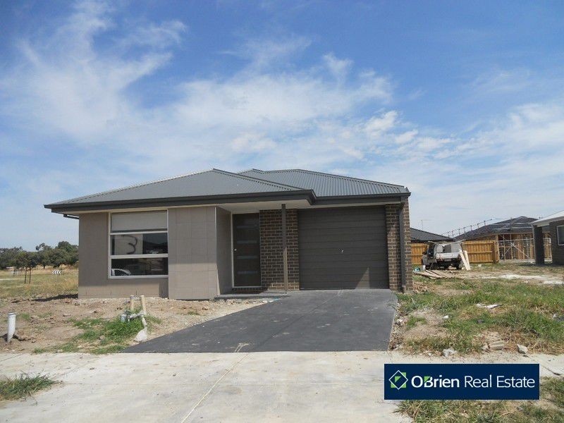 3 Amber Way, Officer VIC 3809