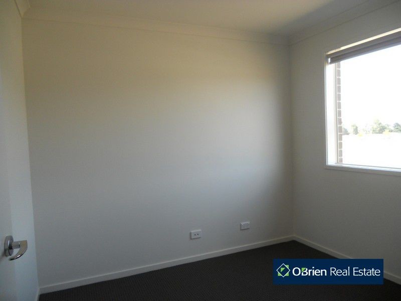3 Amber Way, Officer VIC 3809