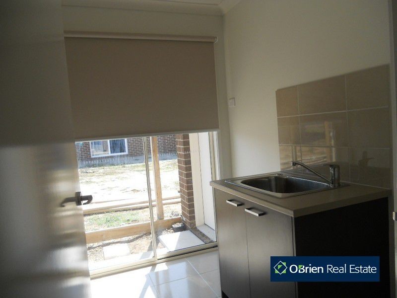 3 Amber Way, Officer VIC 3809