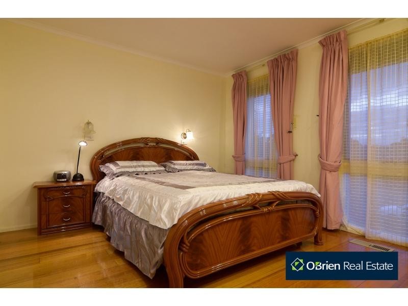 40 Mildura Crescent, Endeavour Hills VIC 3802