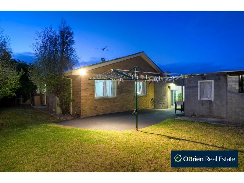 40 Mildura Crescent, Endeavour Hills VIC 3802