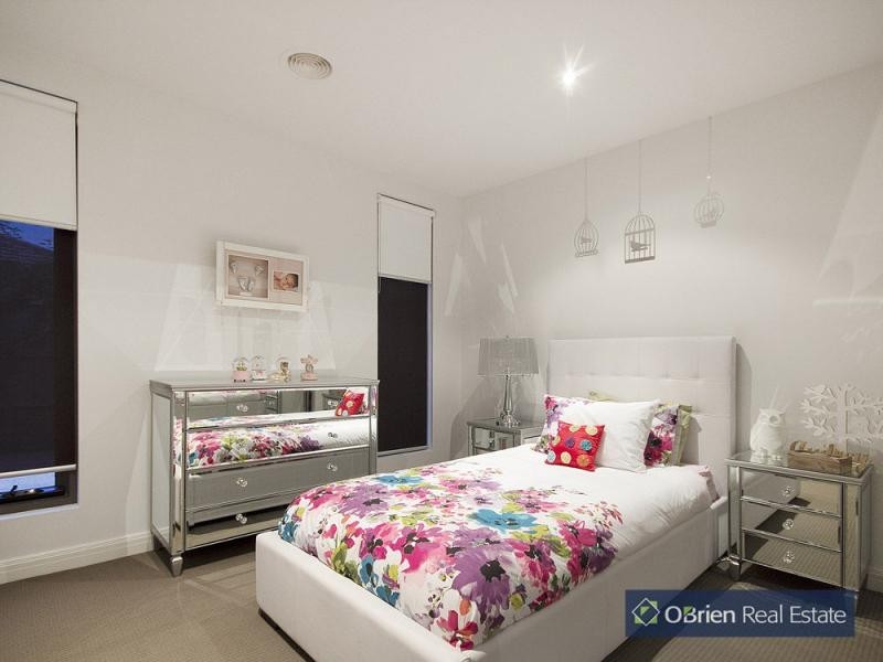 6 Patrick Close, Lyndhurst VIC 3975