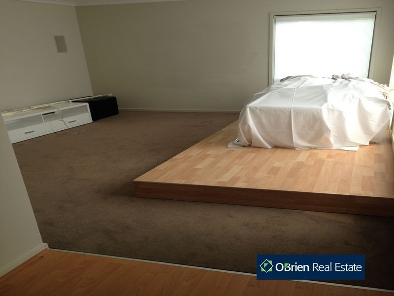 26 Downing Square, Pakenham VIC 3810