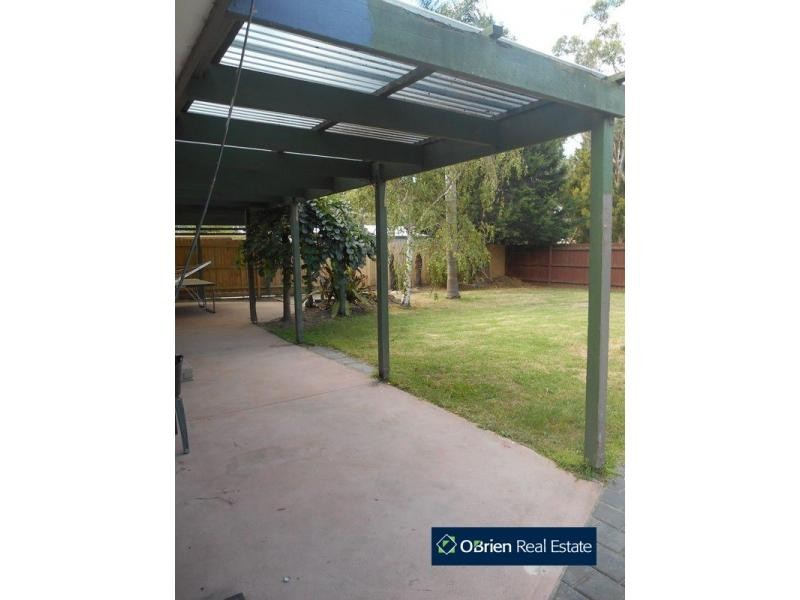 24 Glendoon Road, Junction Village VIC 3977