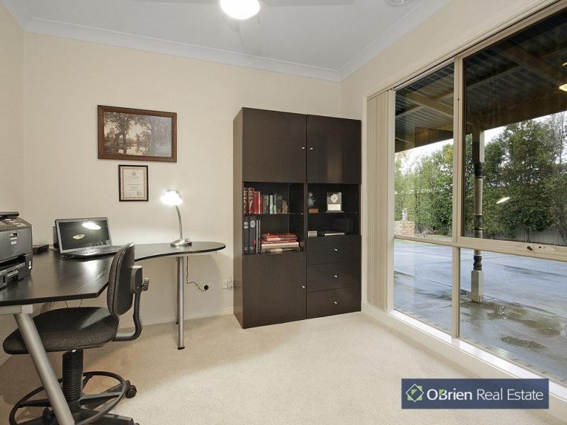 7 Pohlman Close, Pakenham VIC 3810