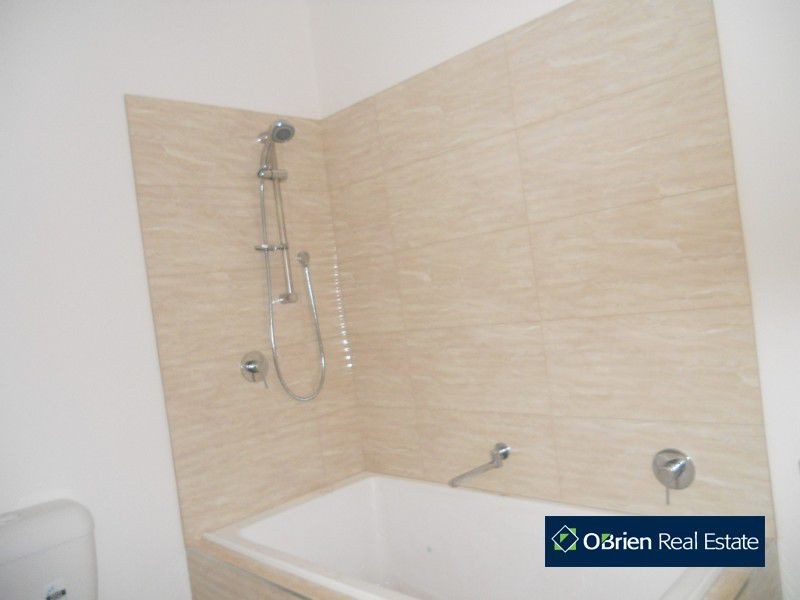 24 Homestead Road, Berwick VIC 3806