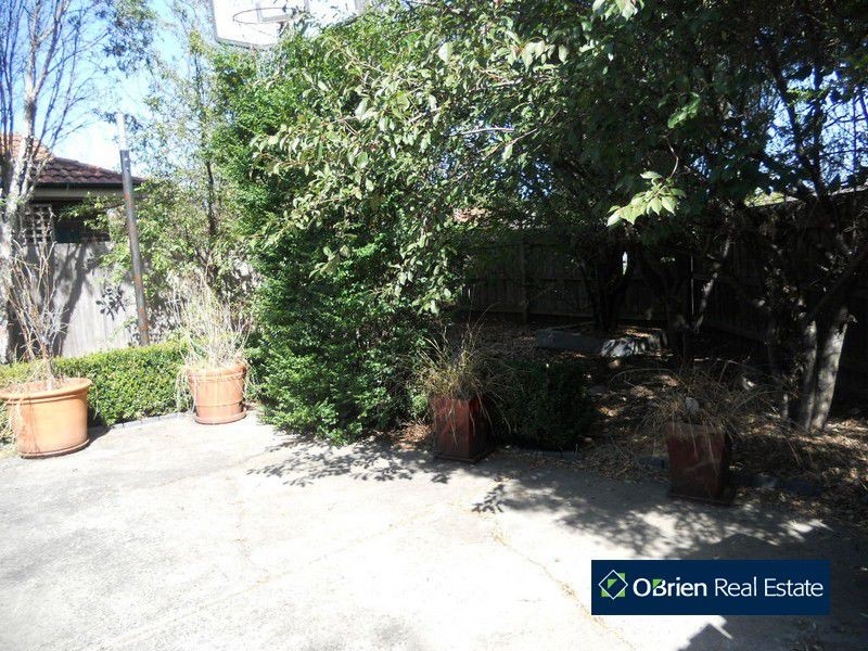 24 Homestead Road, Berwick VIC 3806