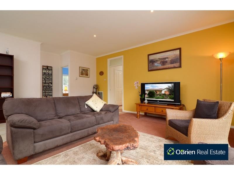 12 The Quadrant, Narre Warren South VIC 3805