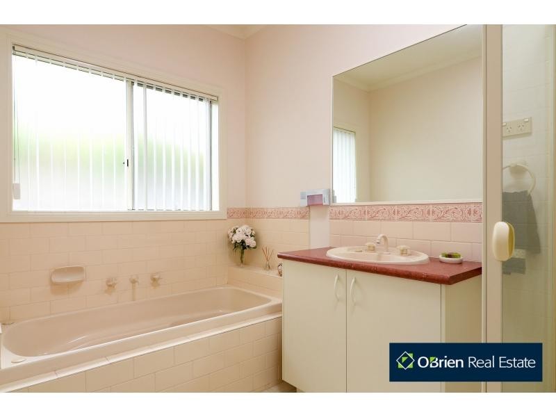 12 The Quadrant, Narre Warren South VIC 3805