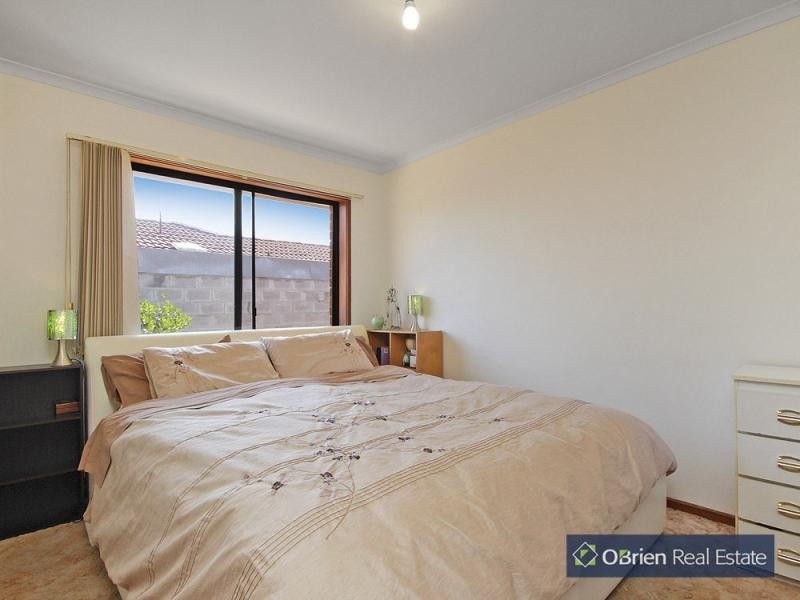 24 Leigh Court, Doveton VIC 3177