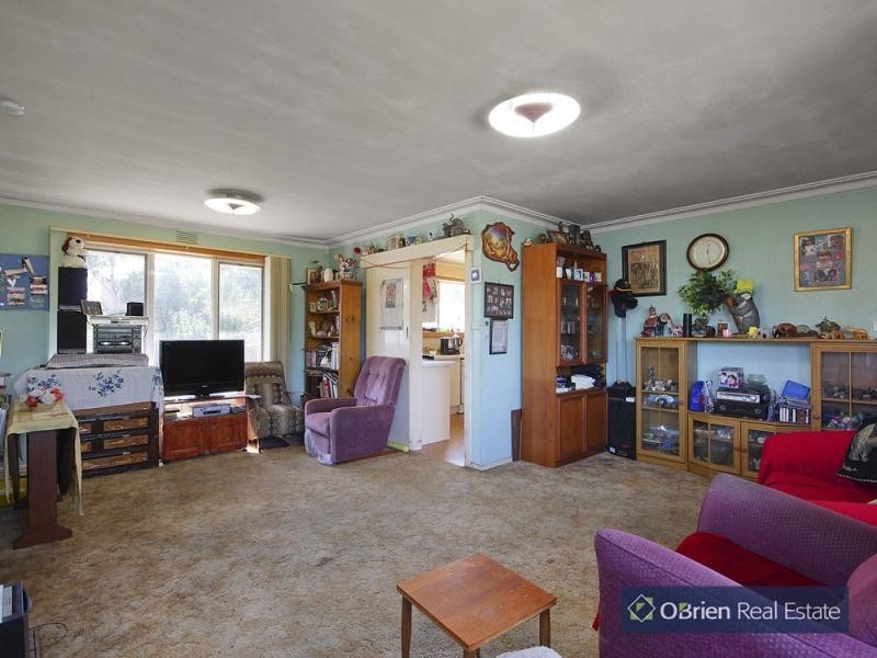 8 Butler Street, Eumemmerring VIC 3177