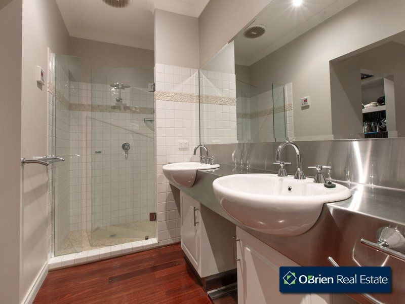 16 Sanctuary Way, Beaconsfield VIC 3807