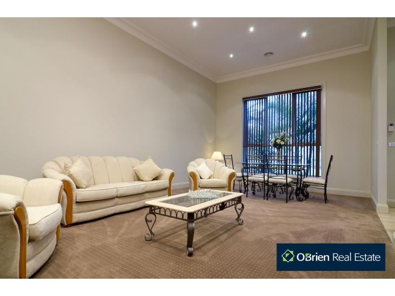 6 Hillside Court, Lysterfield South VIC 3156