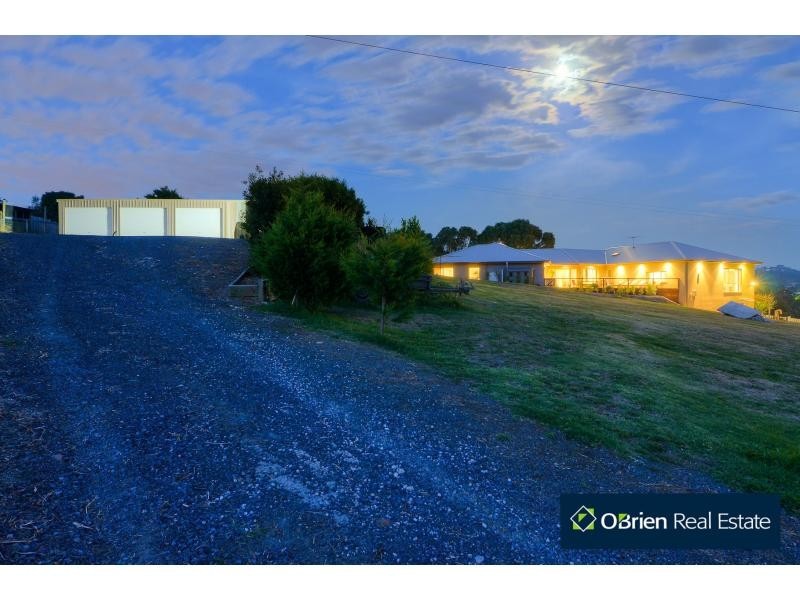 6 Hillside Court, Lysterfield South VIC 3156