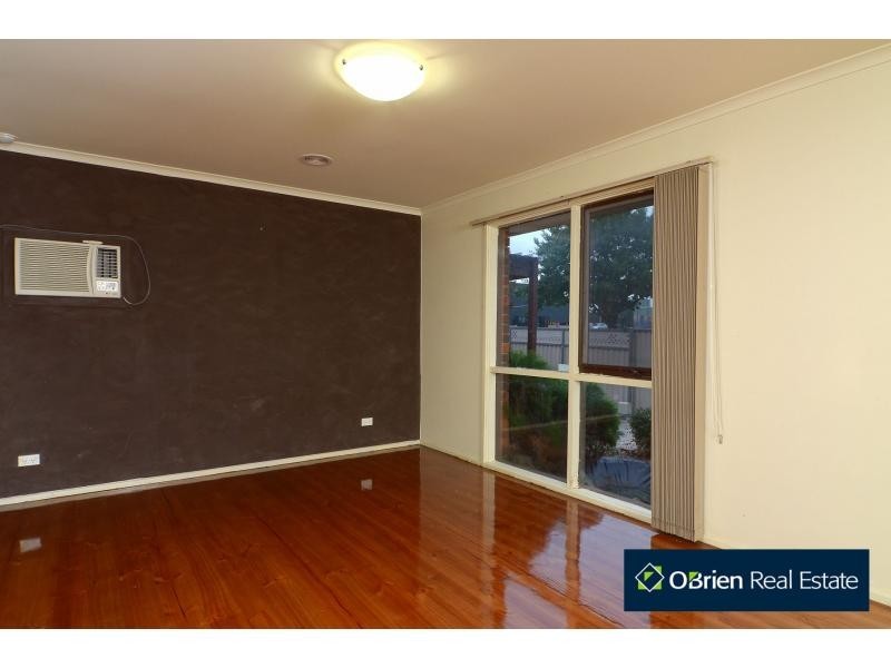 2 Inverness Street, Endeavour Hills VIC 3802