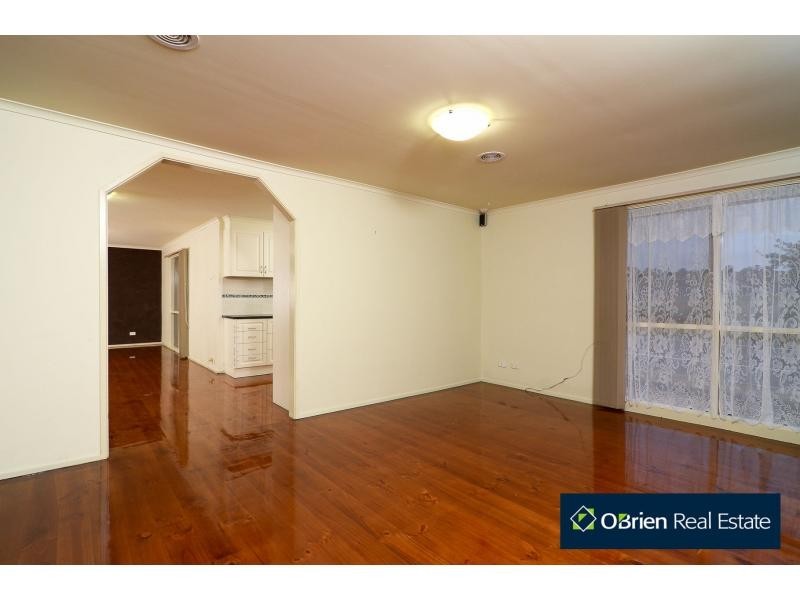 2 Inverness Street, Endeavour Hills VIC 3802