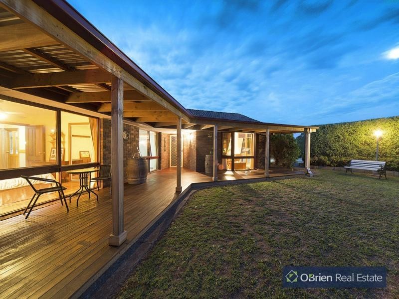 7 Fisher Close, Berwick VIC 3806