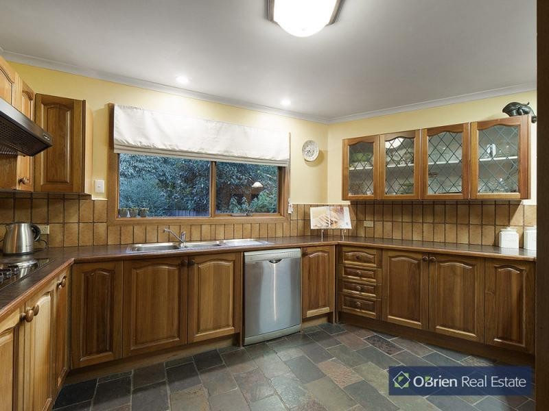 7 Fisher Close, Berwick VIC 3806