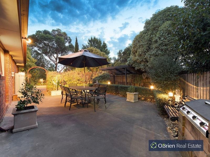 7 Fisher Close, Berwick VIC 3806