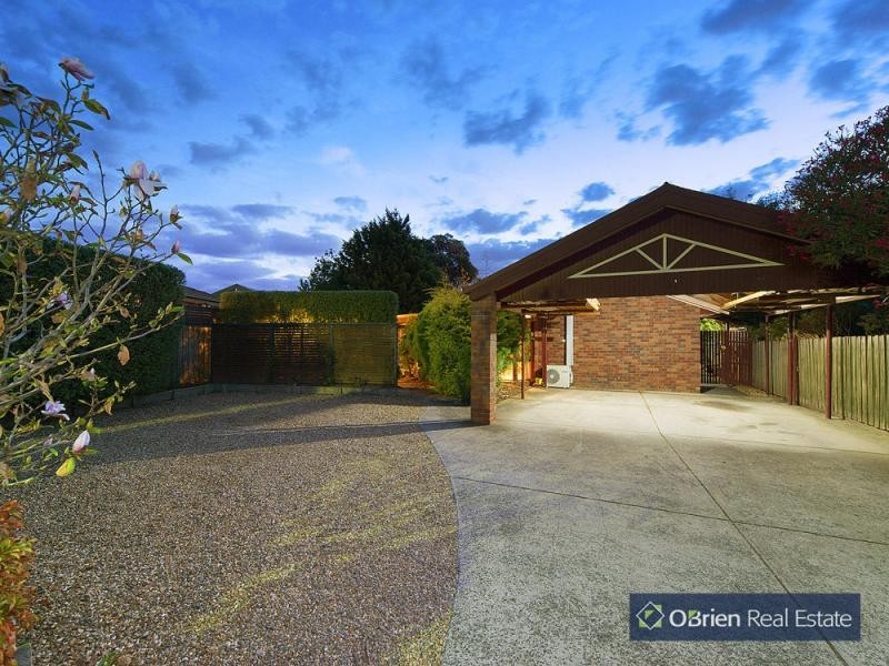 7 Fisher Close, Berwick VIC 3806