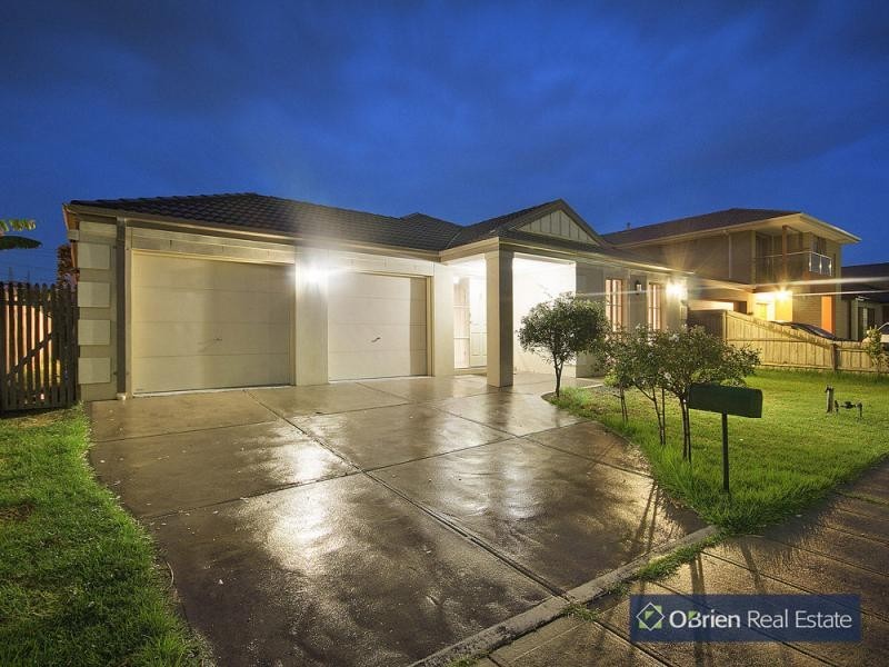 8 Rudd Court, Lynbrook VIC 3975