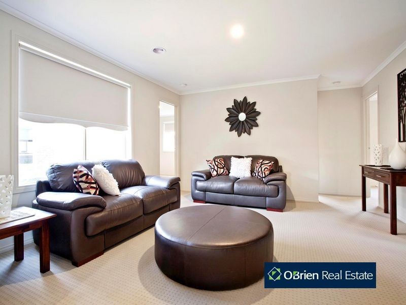 113 Jackson Drive, Drouin VIC 3818