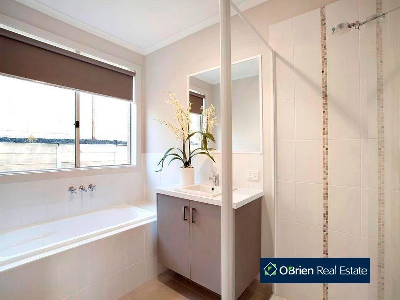 1 Penfold Place, Drouin VIC 3818