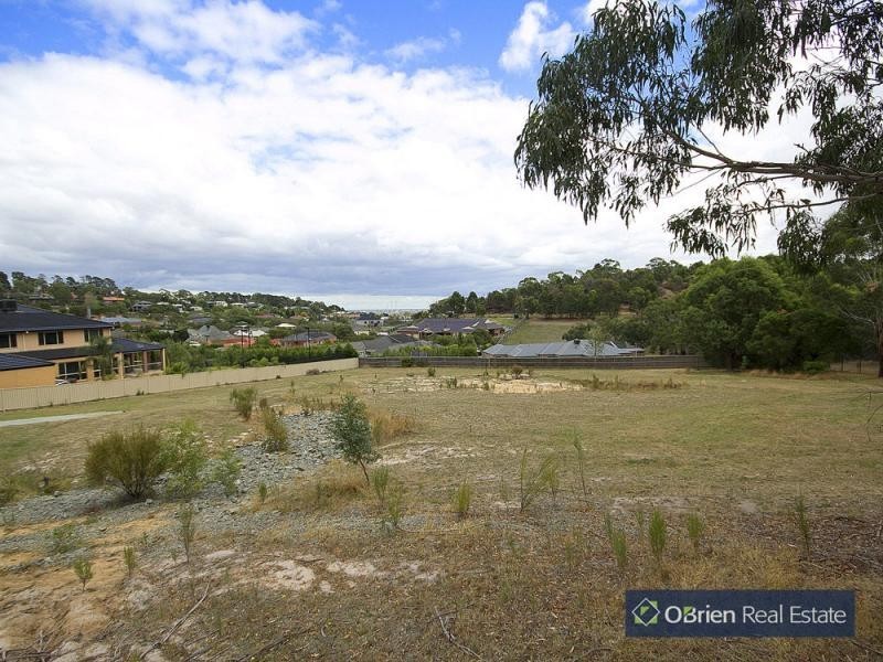 15 Hill Edge Court, Lysterfield South VIC 3156