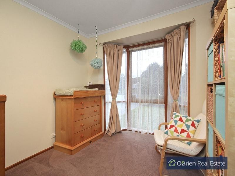 1 Smethurst Avenue, Pakenham VIC 3810