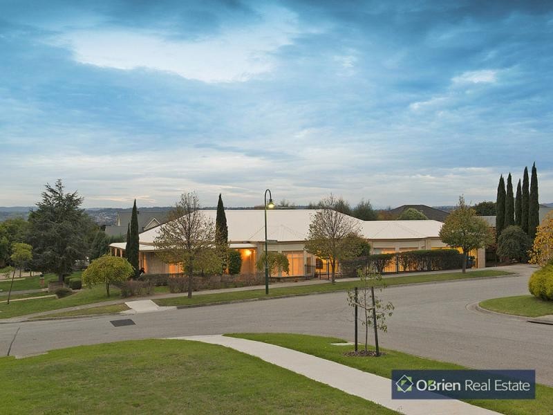 11 Terrace Gardens, Narre Warren South VIC 3805