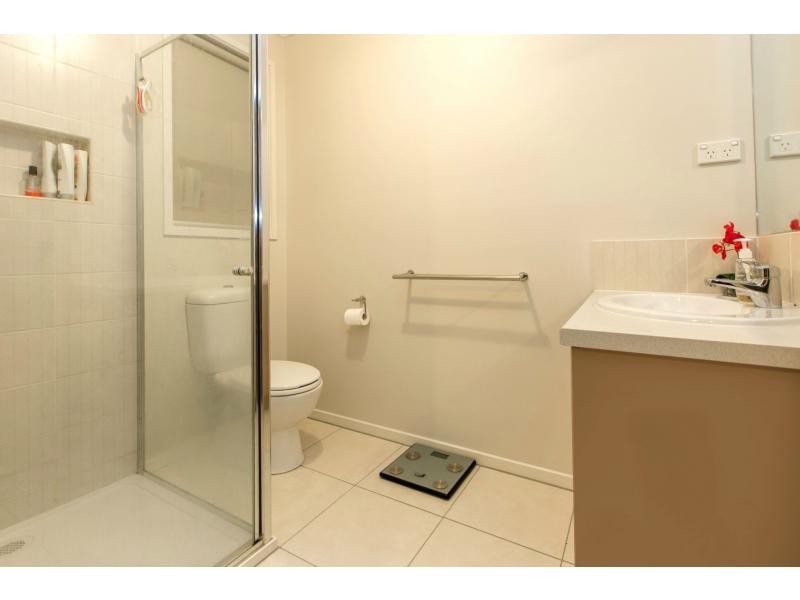 41 Mickleham Drive, Cranbourne North VIC 3977