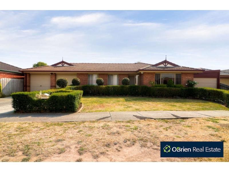 30 Sneddon Drive, Narre Warren South VIC 3805