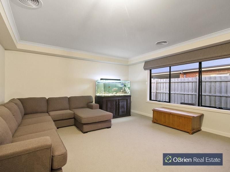 10 Georgia Close, Tooradin VIC 3980
