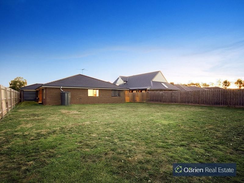 10 Georgia Close, Tooradin VIC 3980