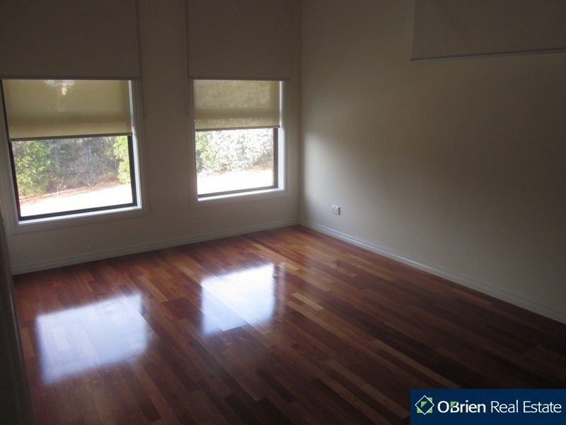 6 Chong Court, Berwick VIC 3806