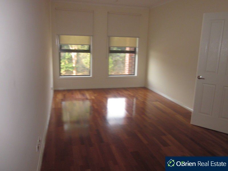 6 Chong Court, Berwick VIC 3806