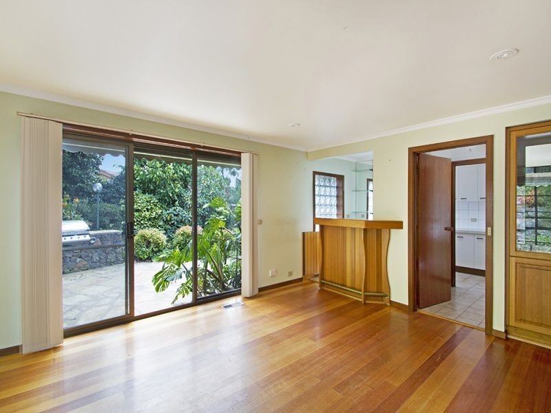 6 Bettina Court, Berwick VIC 3806