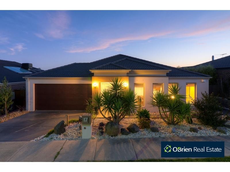 17 Caribbean Pine Court, Lyndhurst VIC 3975