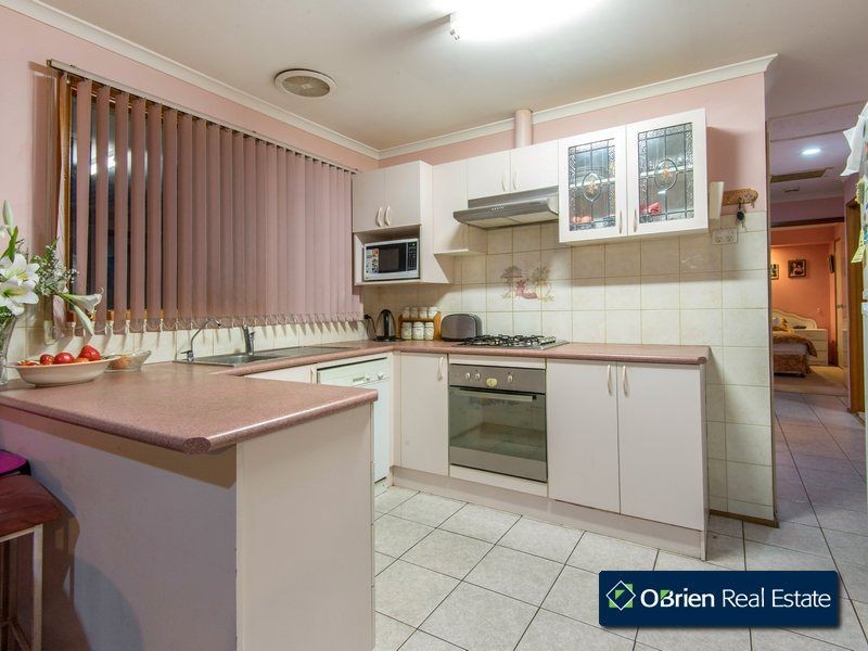 30 Arthur Phillip Drive, Endeavour Hills VIC 3802