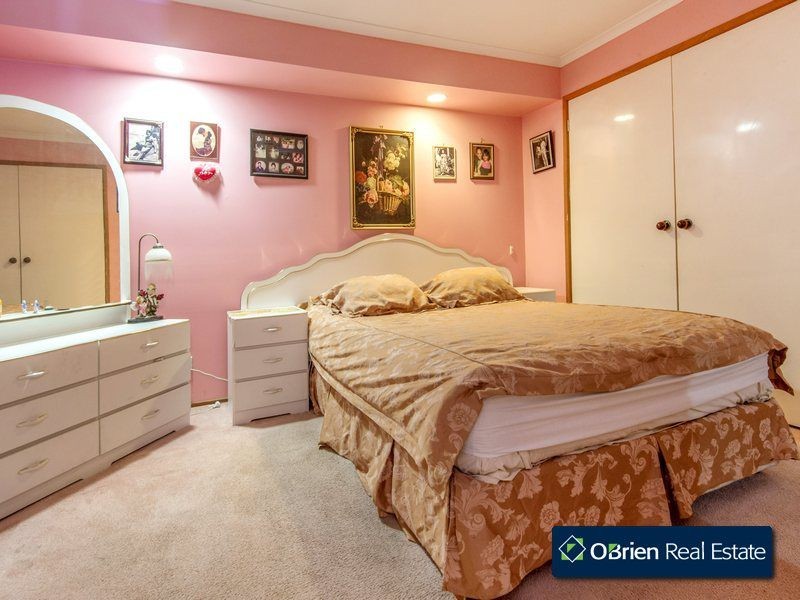 30 Arthur Phillip Drive, Endeavour Hills VIC 3802