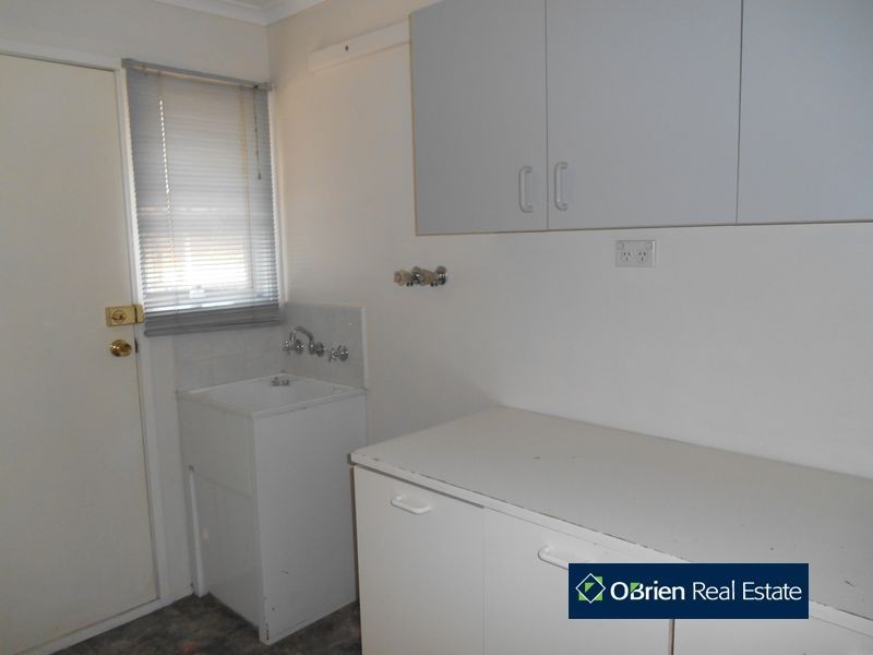 24 Leonie Court, Narre Warren VIC 3805