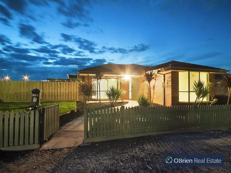 1 Talma Place, Cranbourne West VIC 3977