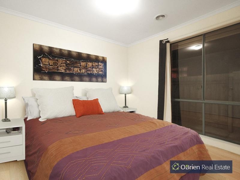 1 Talma Place, Cranbourne West VIC 3977