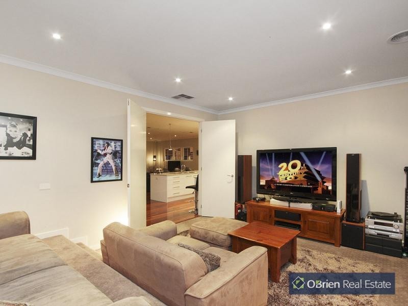 68 Arena Parade, Officer VIC 3809