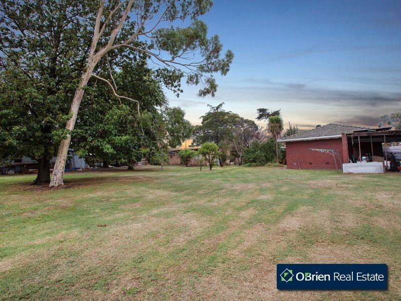 14-16 Station Street, Officer VIC 3809